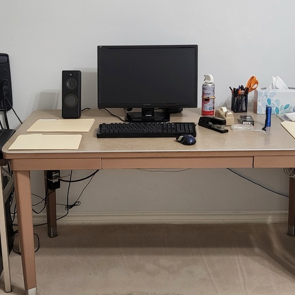 Wedding Dress and Hat - Picture 6 of 6